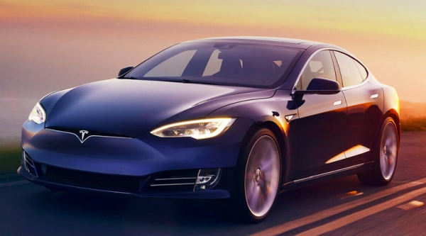 特斯拉技術長史陶柏：未來電動車終將成汽車主流