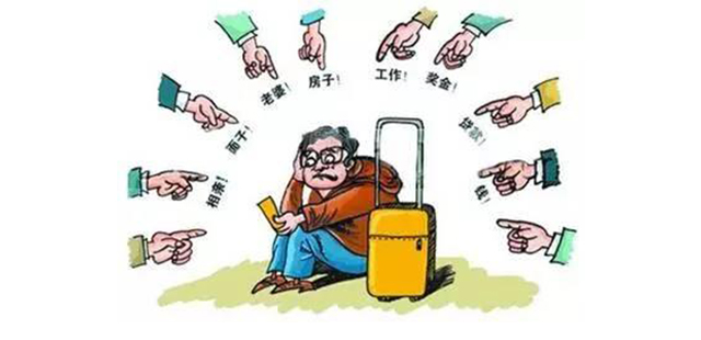 油耗高達6.1L 這款混合動力車不便宜點怎麼行